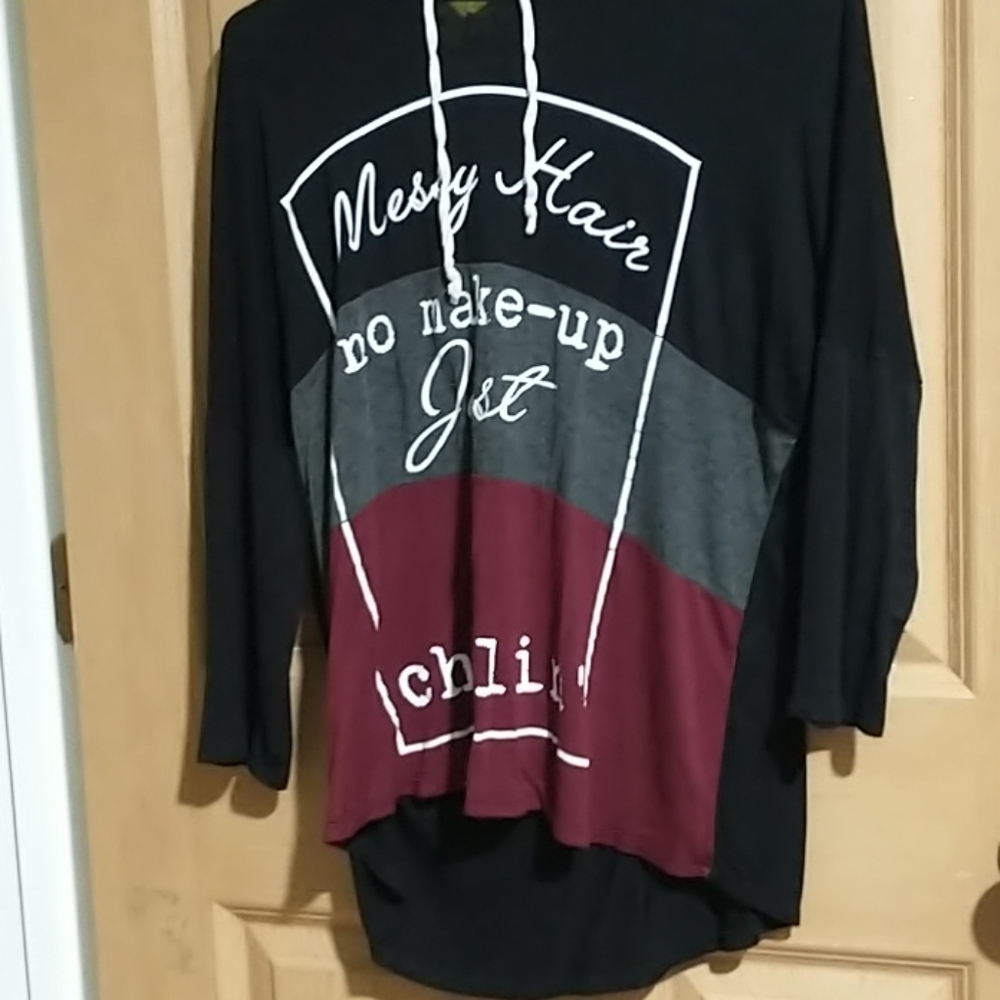 Hooded long sleeve 2/12